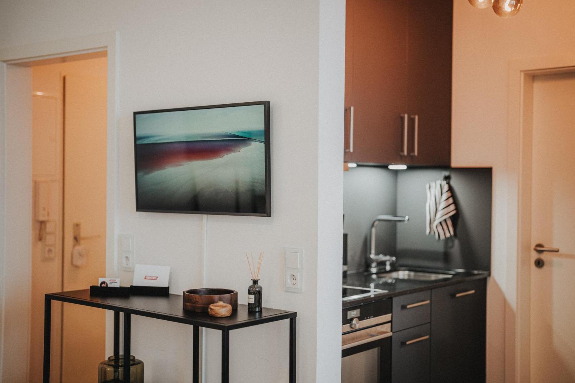 Downtown Apartment Mit Luxusbad Am Hafen Nur 5 Minuten Zu Fuss In Die Innenstadt Und Zum Bahnhof! オルデンブルク エクステリア 写真